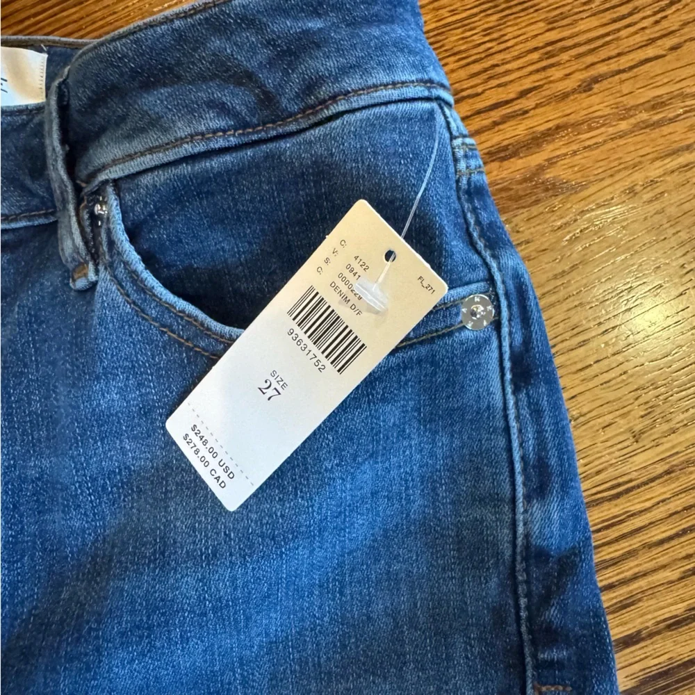 NWT Frame Le Crop Mini Boot Blue Jeans | Size 27 - Picture 3 of 7